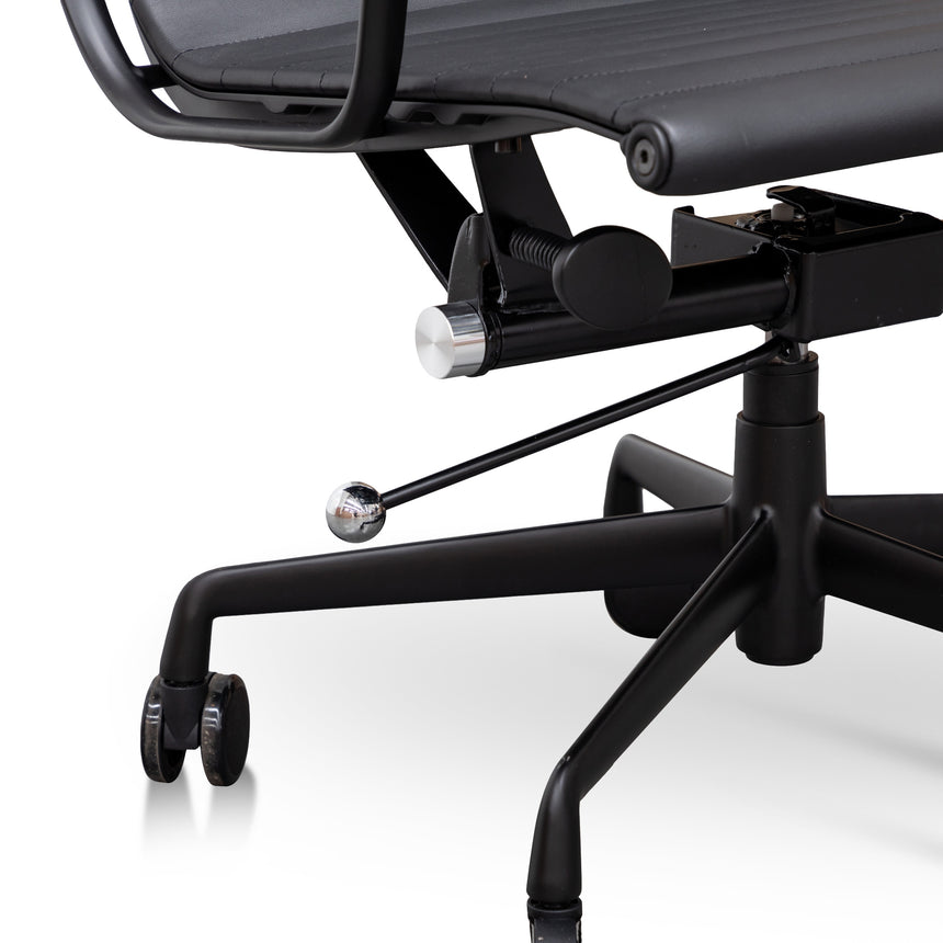 Executive Leather Office Chair | Full Black | Myka Home - View 13