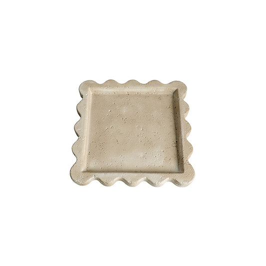 Wavy Edge Plate B | Myka Home