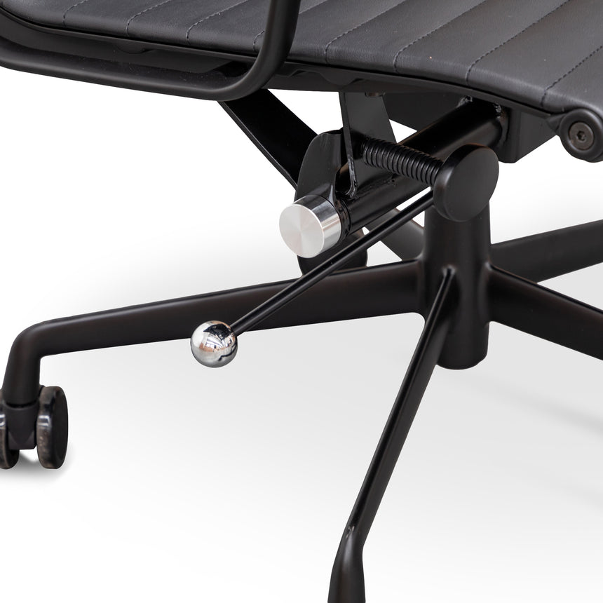 Executive Leather Office Chair | Full Black | Myka Home - View 12