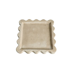 Wavy Edge Plate A | Myka Home