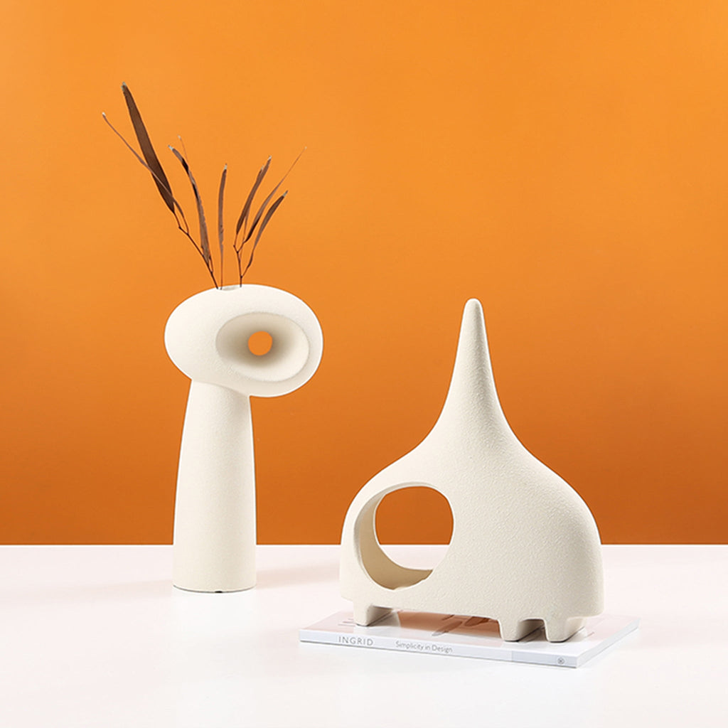 Single Eye Ceramic Sclupture | Myka Home